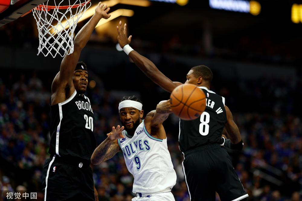 夺十分胶着 夺十分胶着