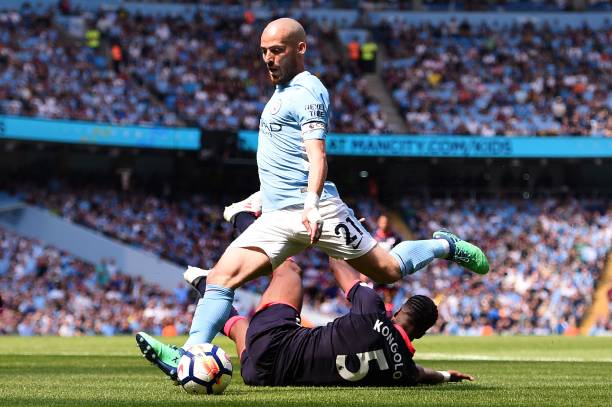 通过他的内 通过他的内