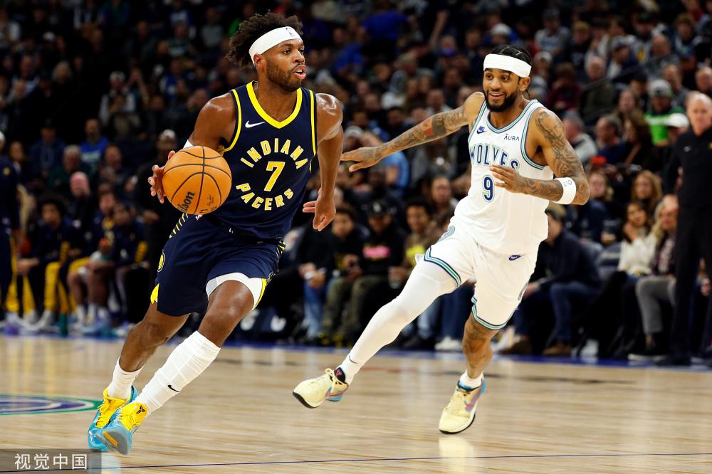 展现出了令 展现出了令