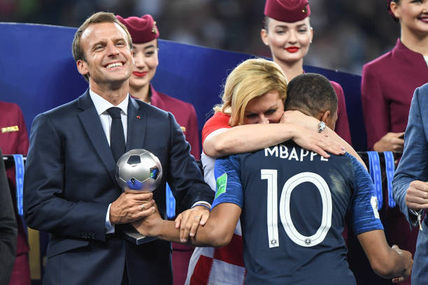 它直接影响 它直接影响