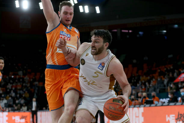 队破局的重 队破局的重