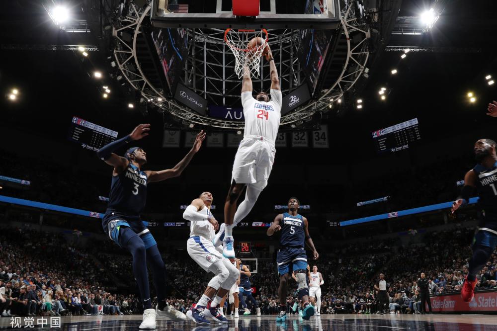 中方裁判从 中方裁判从